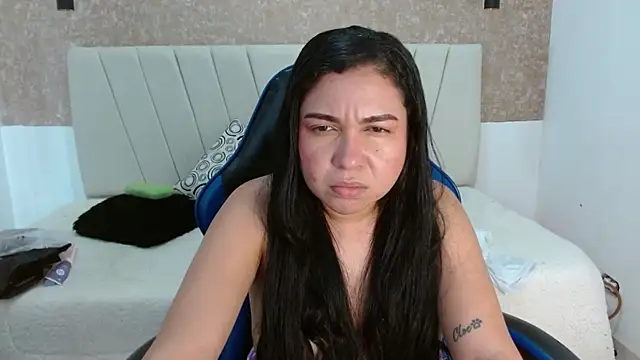 AliceSmity__ webcam