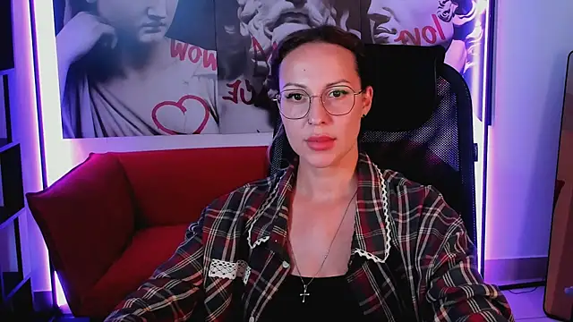 Charlotte_Hudson webcam