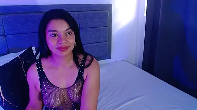 Emily_milfF webcam