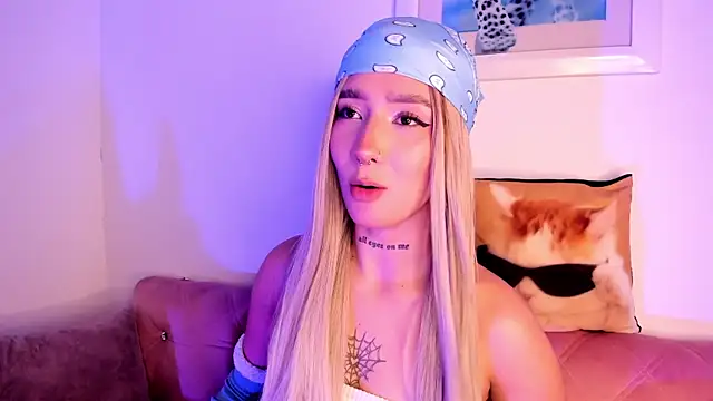 SophieMoneet webcam