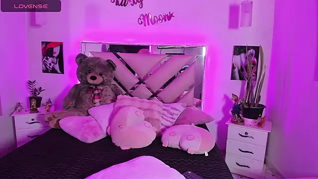 Karly_moon webcam