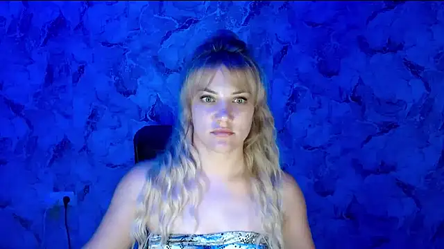 nika_gold1 webcam