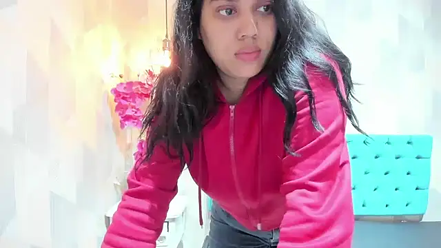 LindaBreeS webcam