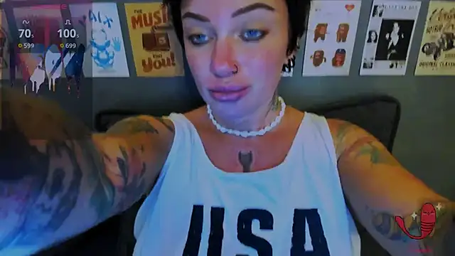 EllieOz webcam