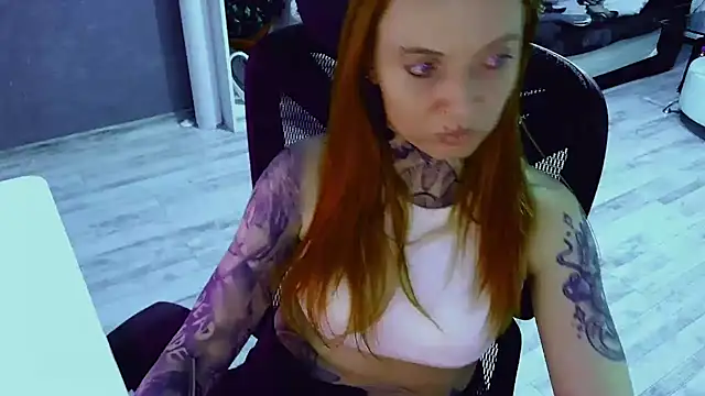InesGold webcam
