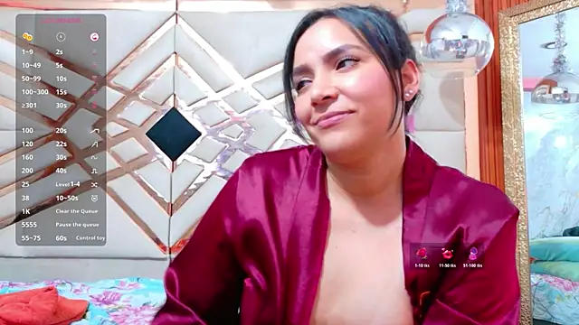 Sluttyandmature webcam