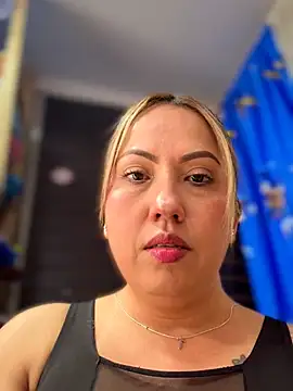 VIOLETA-25_ webcam