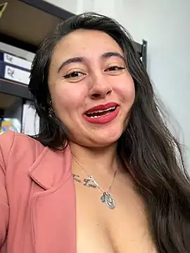 _Sarah-Office1 webcam