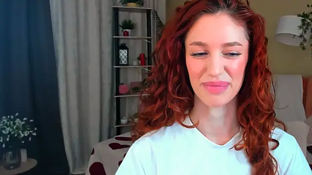 ChristinaConteeree webcam