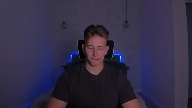 find0m_master webcam