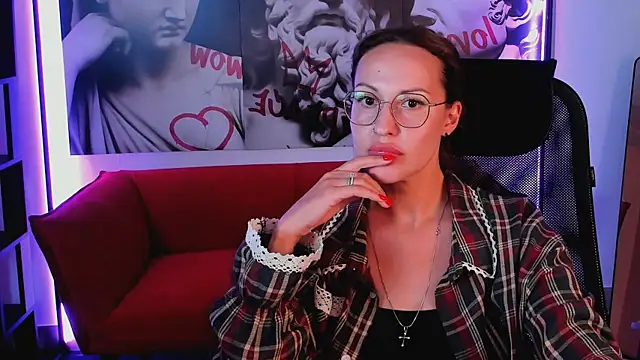 Charlotte_Hudson webcam