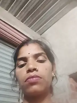 Cut_usha35 webcam