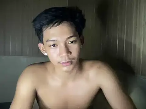 YourcumBoy77 webcam