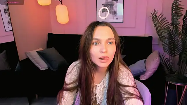 ChloeSunny webcam