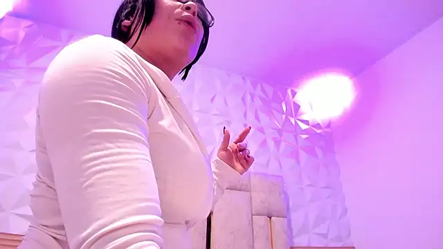paulettej (F milf) - Montre-moi ton amour pour moi😍