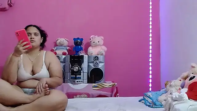 brunnette_hot live cam on StripChat