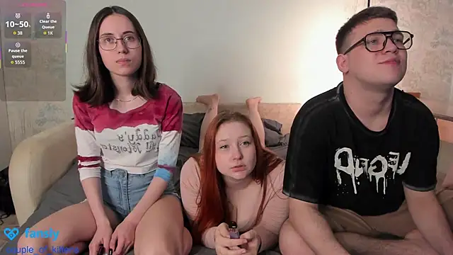 couple_of_kittens_ (G young) - Spank girls in doggy