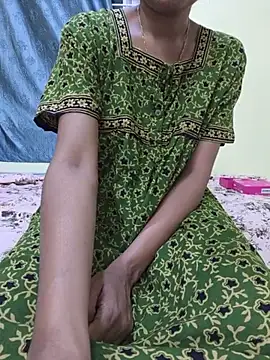 cuteteluguammmaie (F milf) - Name on navel