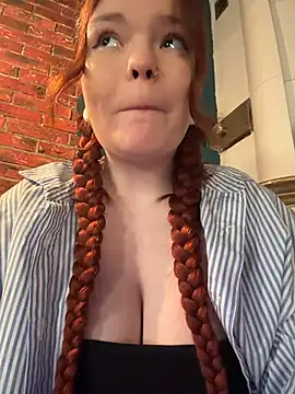 baby__fox (F young) - Show Boobs +Spit on nipples+pinch it