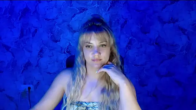 nika_gold1 webcam