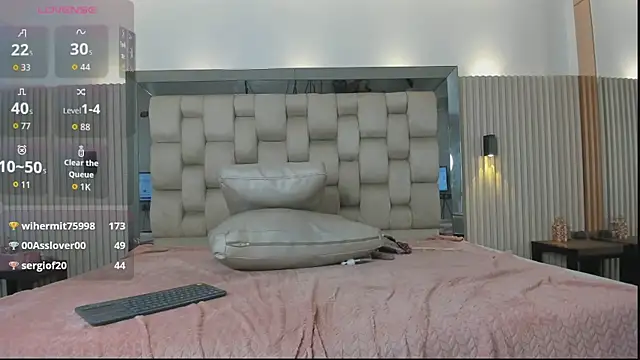 noah_pariss webcam