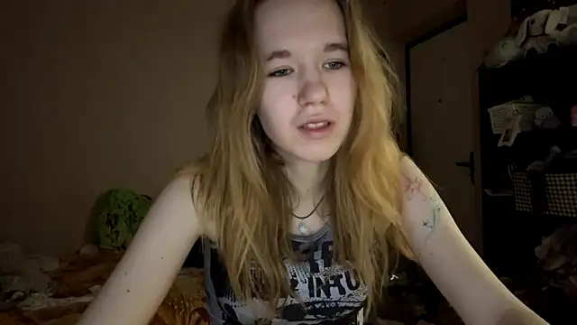 LeomaJee webcam