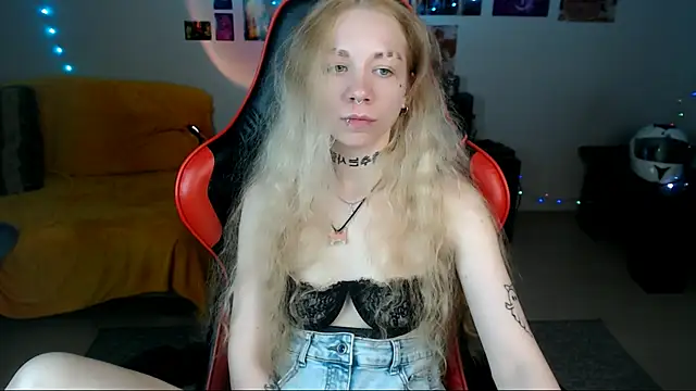 Nica_Kawaii webcam