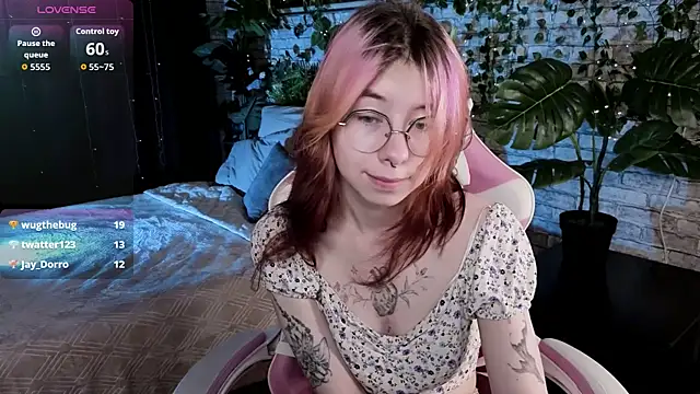 Alice_Nyx webcam
