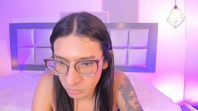 Maddie_Ray webcam