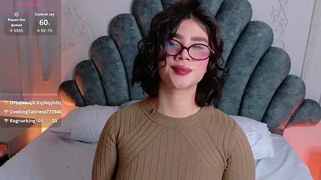 Emily-Cooper- webcam