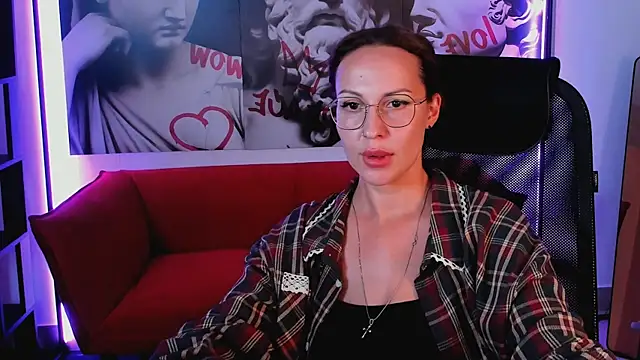 Charlotte_Hudson webcam