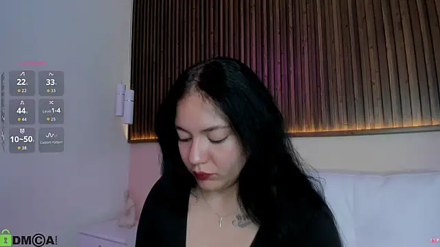 rebecaa_grey webcam