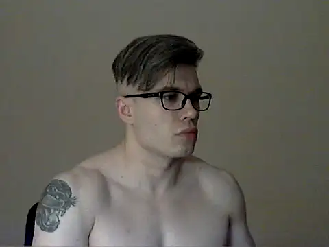 thuglife26 live cam on StripChat