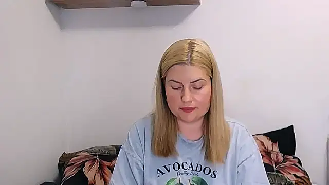 alisenties live cam on StripChat
