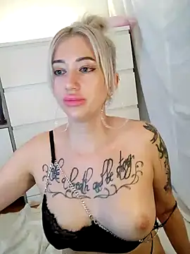 Gina-Lumara webcam