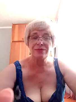52MiaLove02 live cam on StripChat