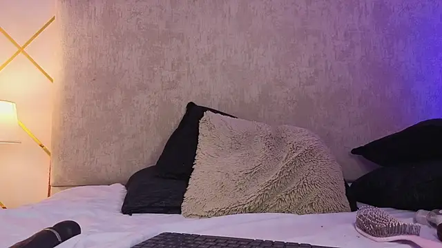 Nioki_ Live Web Cam Show