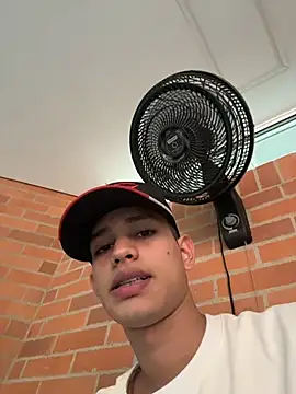 HarryGaze Live Web Cam Show