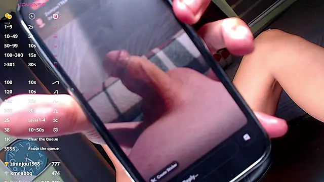 Creamycum_celinexx webcam