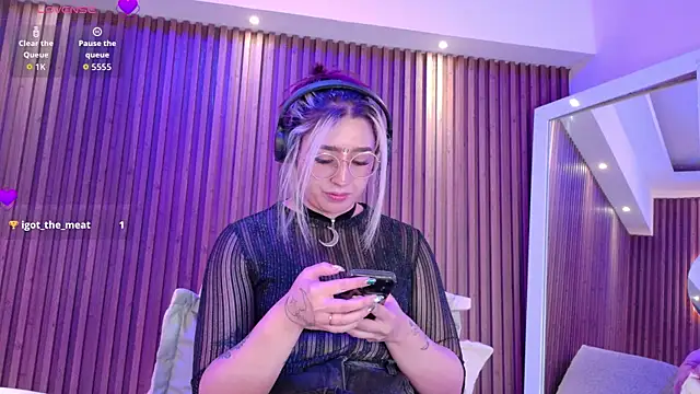 GabyRose9 webcam