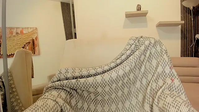 Kiara_Curls webcam