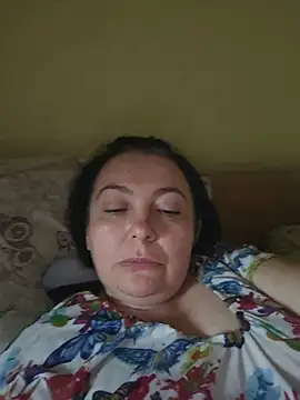 EmmaEmmy40 live cam on StripChat