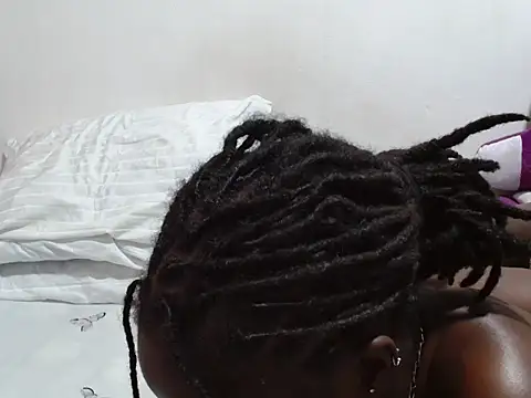 sweet_cecee live cam on StripChat