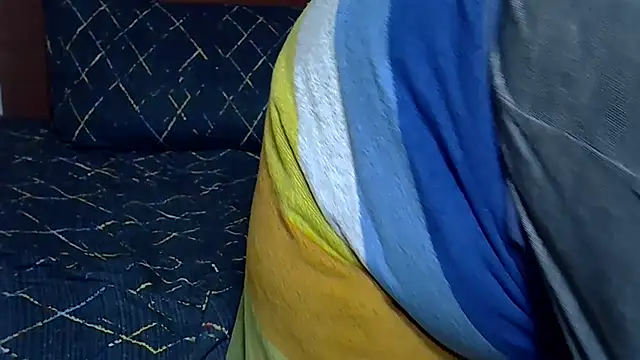 naughtymilf2026 webcam