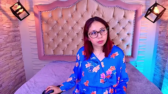 stephaniesun_ live cam on StripChat