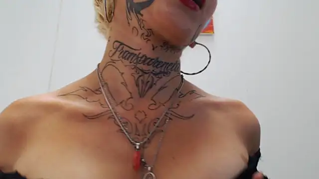 seley222 live cam on StripChat