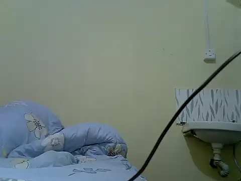SweetMelodyy1 live cam on StripChat