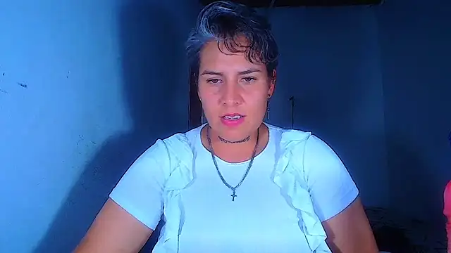 Yessi_rousse webcam