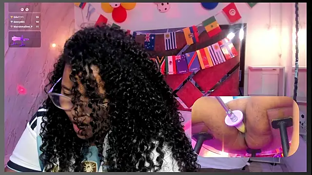 MhiaRey webcam
