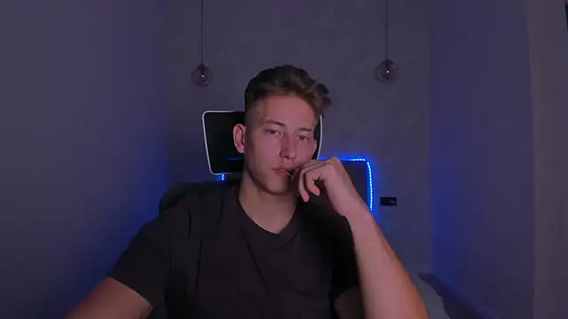 find0m_master webcam